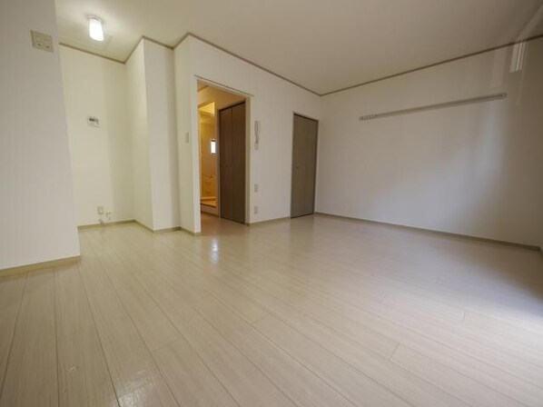 カーサベルデの物件内観写真